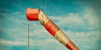 Gdzie jest czujnik wentylatora chłodnicy Peugeot 307?