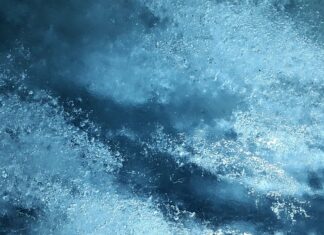 Jaka jest najlepsza osłona na balkon?